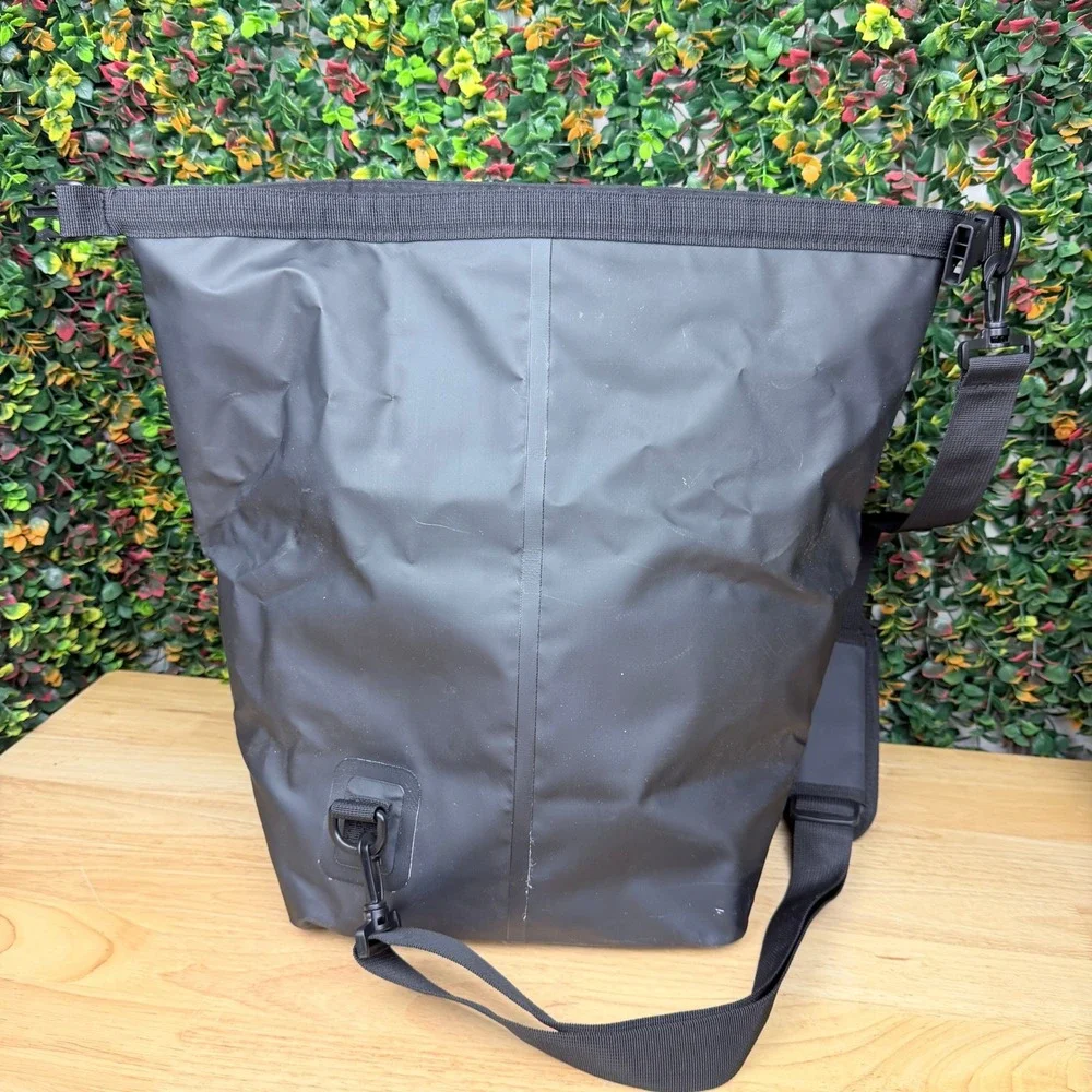 Huk Waterproof Roll Top Dry Bag Black Tarpaulin PVC Fishing Gear Padded Strap
